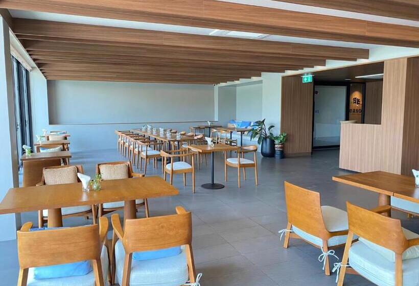 هتل Neera Retreat