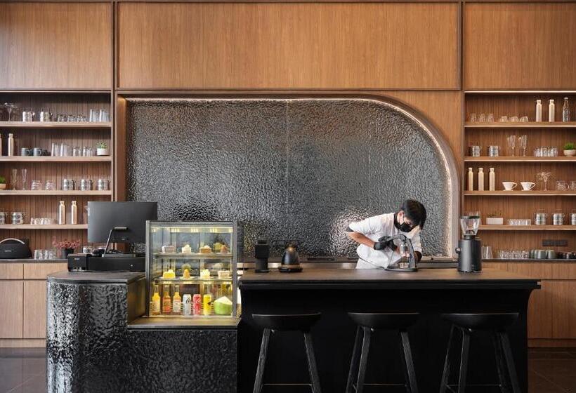 هتل Neera Retreat