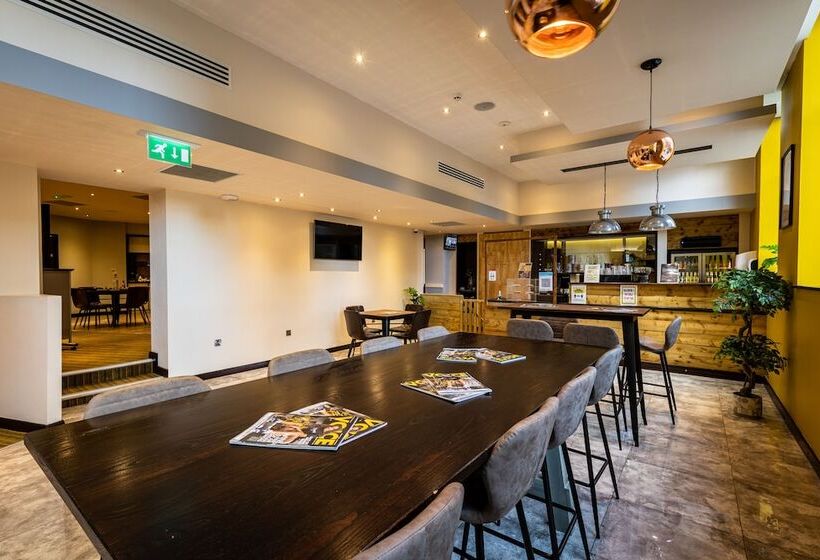 בית מלון כפרי Silurian