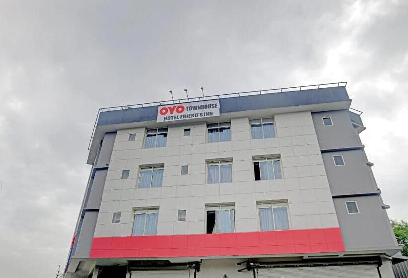 هتل Townhouse 81349 Townhouse Friends Inn