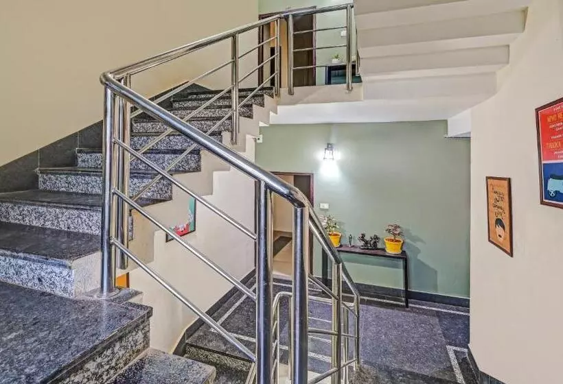 ホテル Treebo The Bollywood