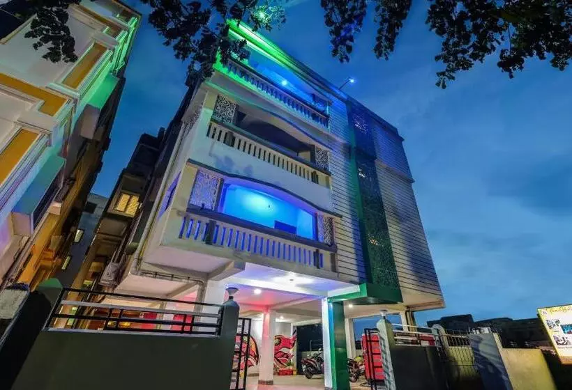 ホテル Treebo The Bollywood