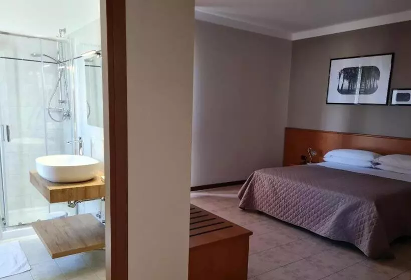 ペンション Manfredi Ristorante Con Alloggio