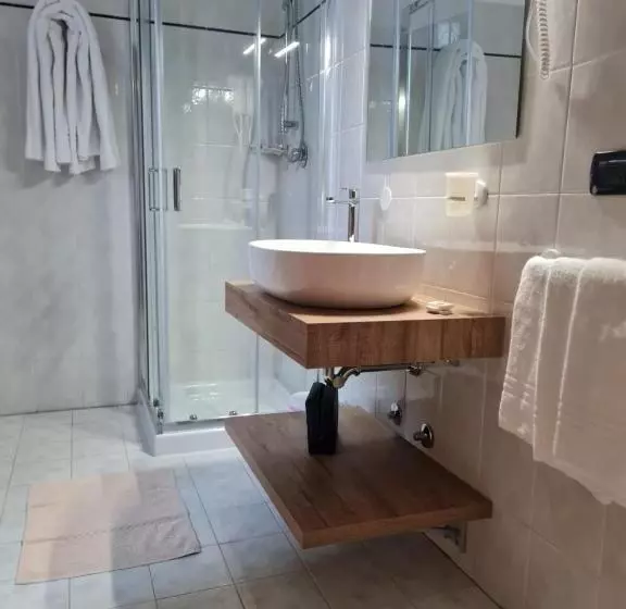 ペンション Manfredi Ristorante Con Alloggio