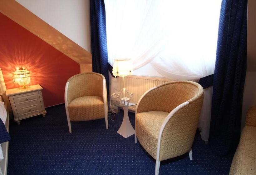 ペンション Penzion Otakar