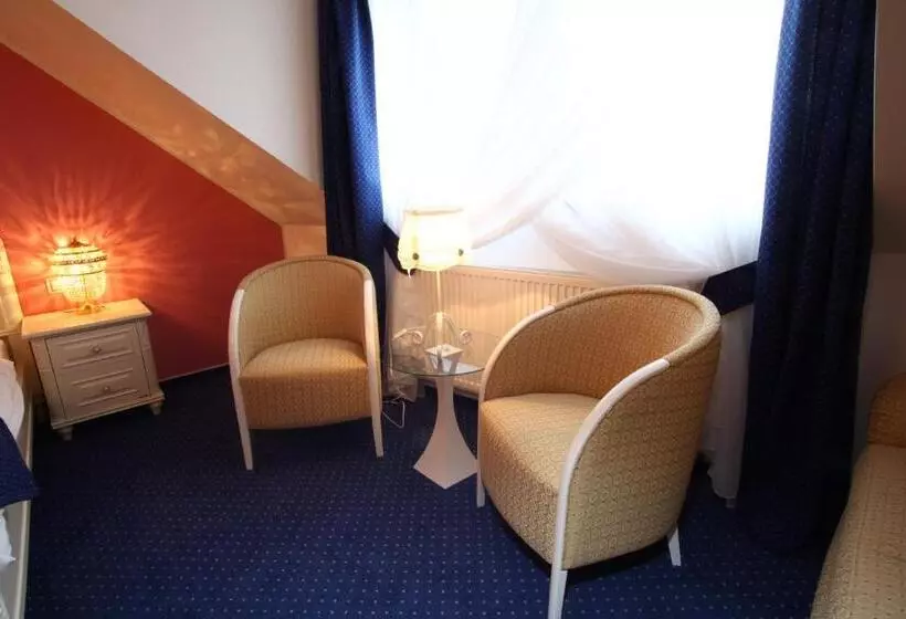 Majatalo Penzion Otakar