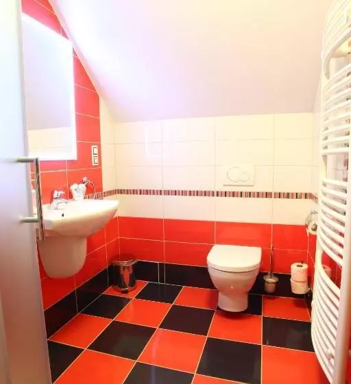 Majatalo Penzion Otakar