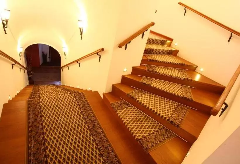 Majatalo Penzion Otakar