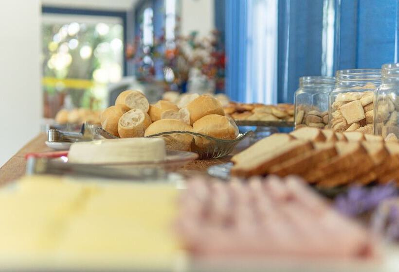 پانسیون Pousada Dona Geni