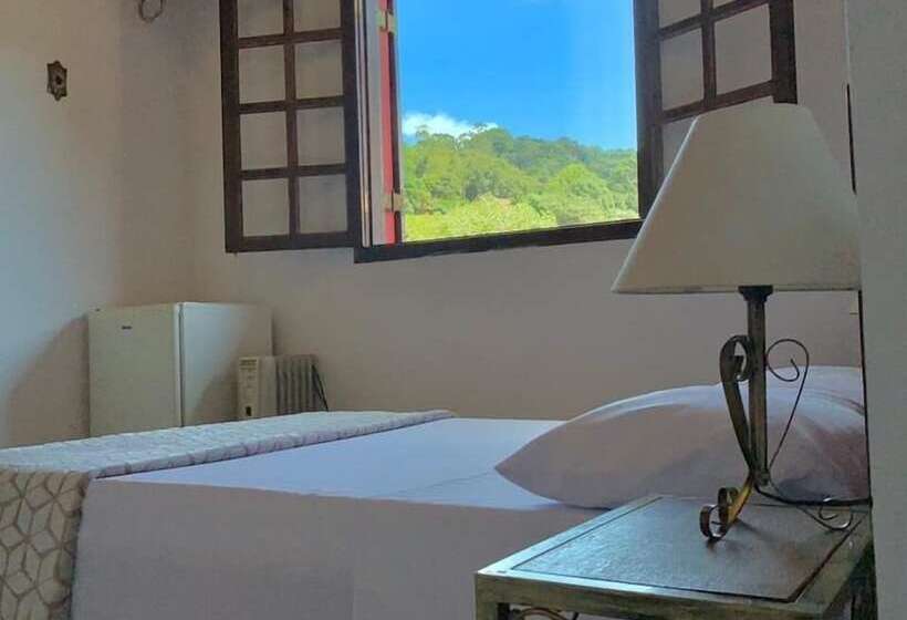 펜션 Pousada Recanto Do Pinhal