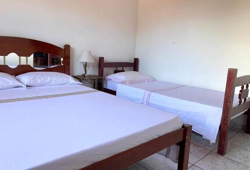 펜션 Pousada Recanto Do Pinhal