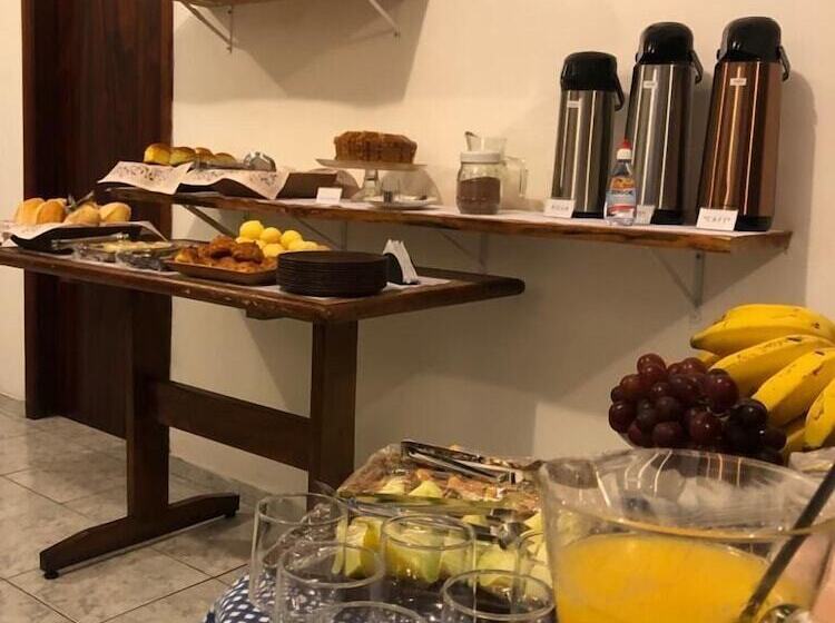 펜션 Pousada Recanto Do Pinhal