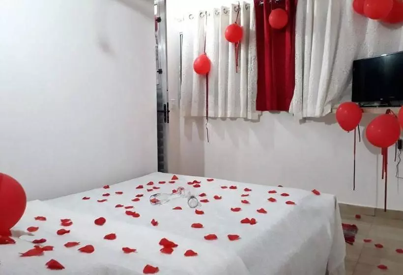 ペンション Suíte 3 Com Piscina E Wi Fi Em Caraguatatuba
