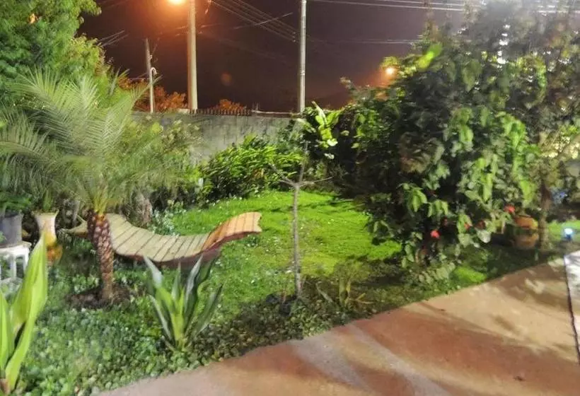 ペンション Suíte 3 Com Piscina E Wi Fi Em Caraguatatuba