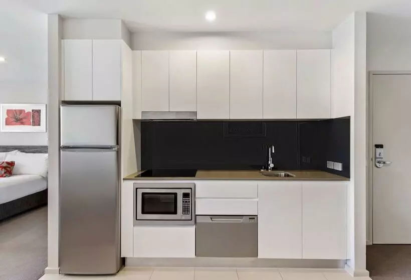 בית מלון כפרי Adina Serviced Apartments Canberra, Dickson