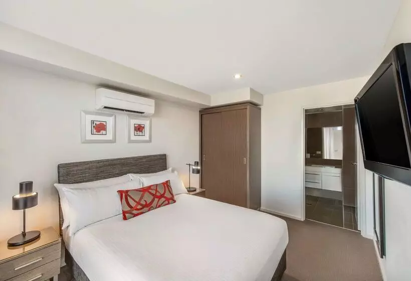 בית מלון כפרי Adina Serviced Apartments Canberra, Dickson