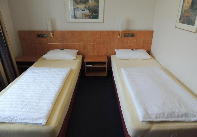 Airport Business Hotel Köln