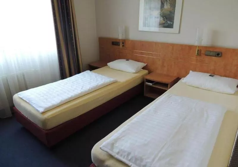 Airport Business Hotel Köln