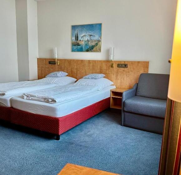 Airport Business Hotel Köln