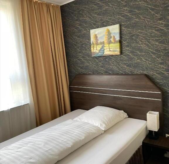 Airport Business Hotel Köln