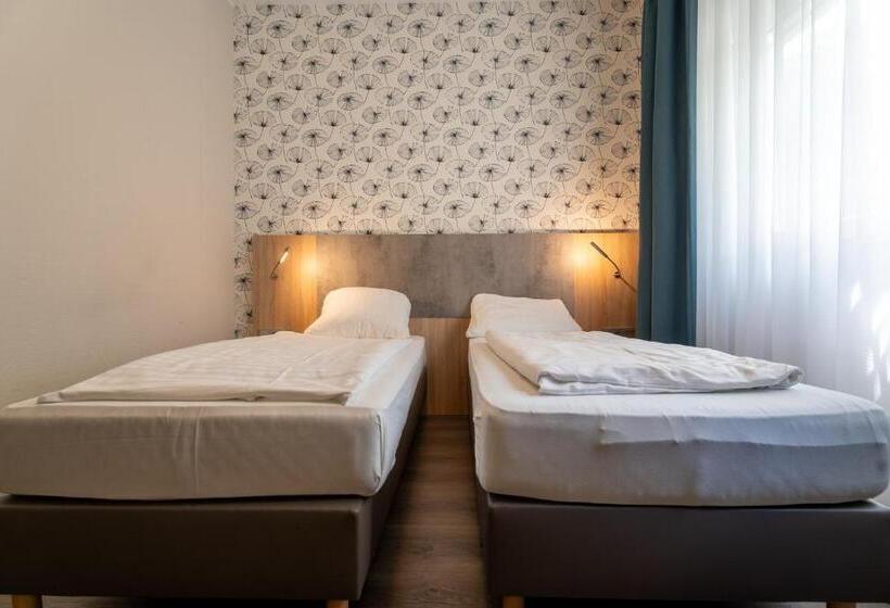 Airport Business Hotel Köln