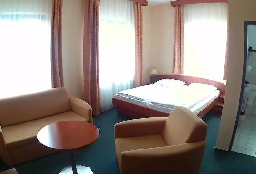 호텔 Christinenhof Garni Bed & Breakfast