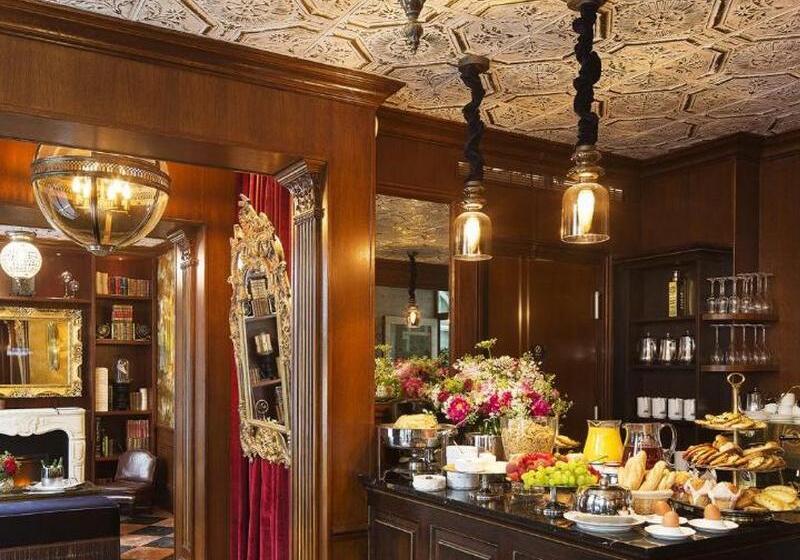 ホテル Hôtel Da Vinci & Spa