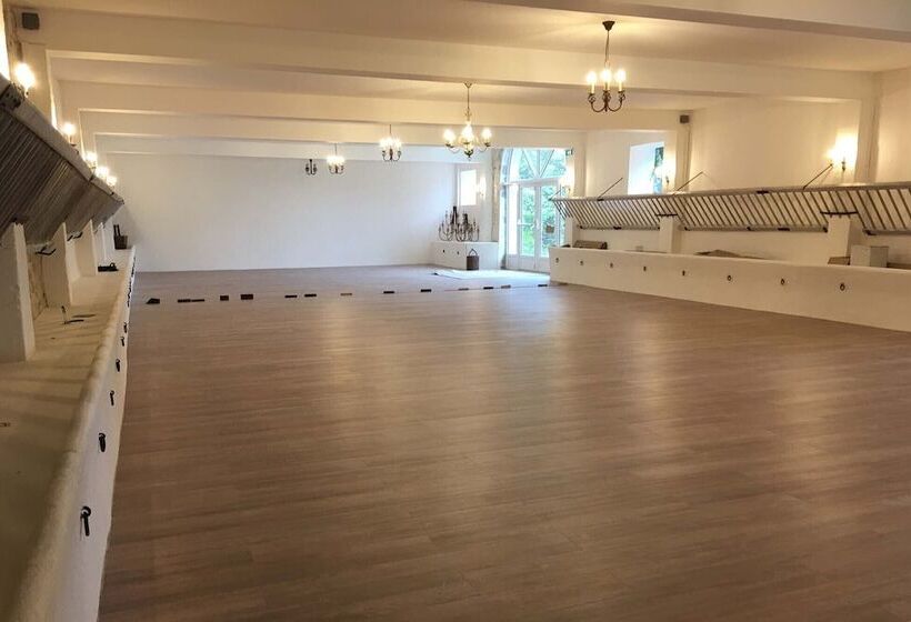 فندق Domaine De La Thiau