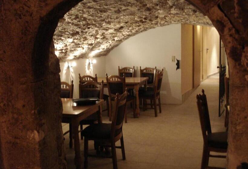 בית מלון כפרי Garni Goldene Henne