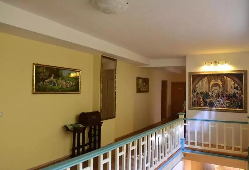 فندق Garni Goldene Henne