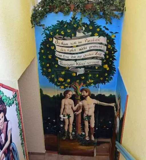 فندق Garni Goldene Henne