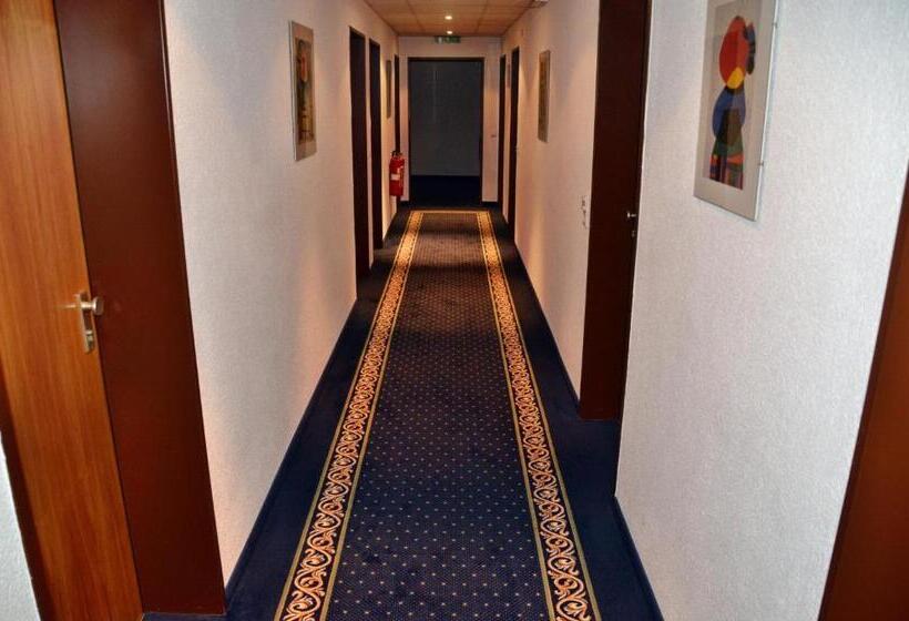 فندق Garni Oberrhein