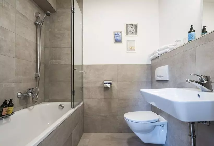 Genusshotel Krone & Roadtrips Bei Basel