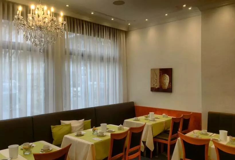 בית מלון כפרי Hansa