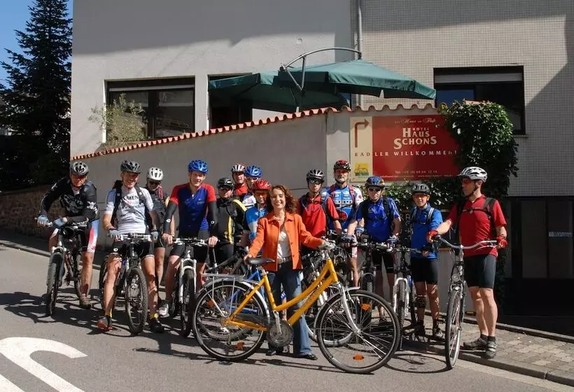 فندق Haus Schons