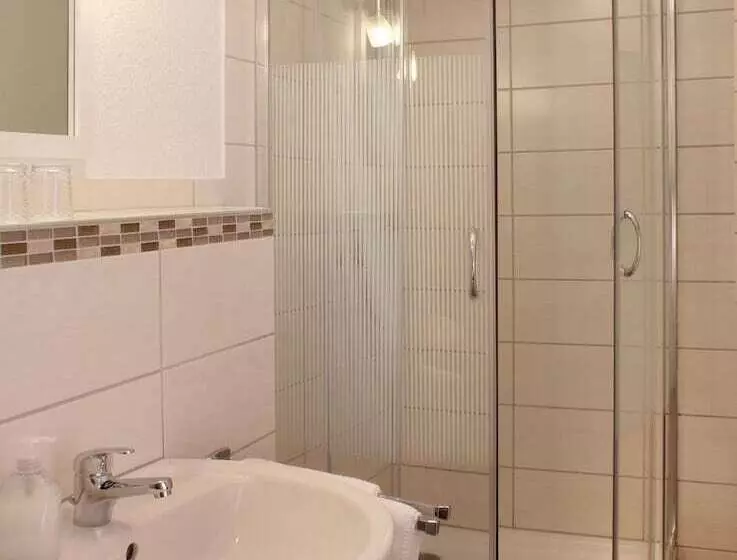 ホテル Haus Zur Sonne Sauerland