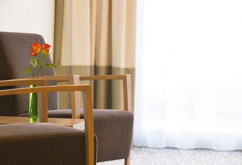 فندق Holiday Inn Express Nürnbergschwabach