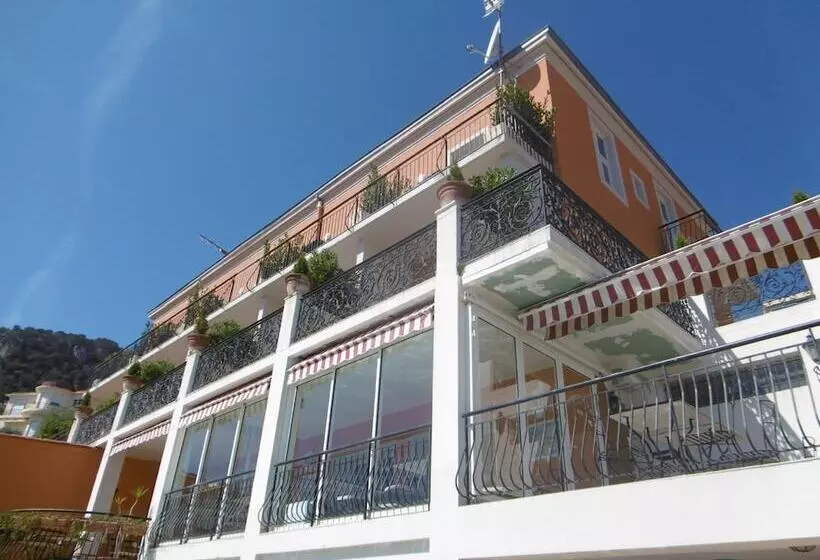 בית מלון כפרי La Flore