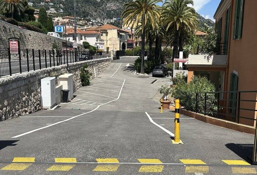 בית מלון כפרי La Flore