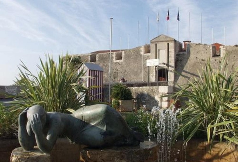 בית מלון כפרי La Flore