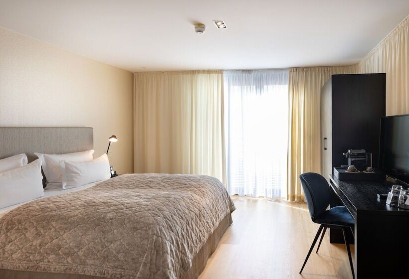 Hotel La Mansion Vi Vadi