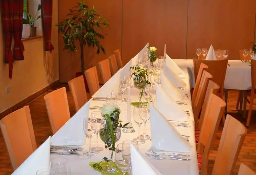 Отель Landgasthof Blume