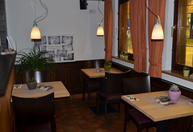 Отель Landgasthof Blume