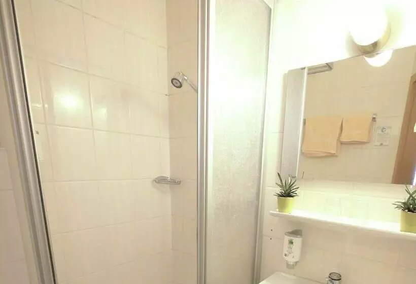 Отель Landgasthof Blume