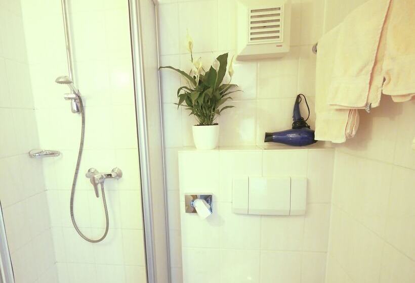 Отель Landgasthof Blume