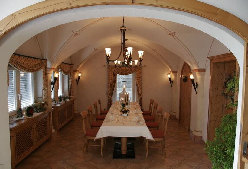 Отель Landhaus Feckl