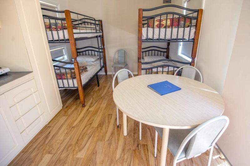 בית מלון כפרי Rac Exmouth Cape Holiday Park