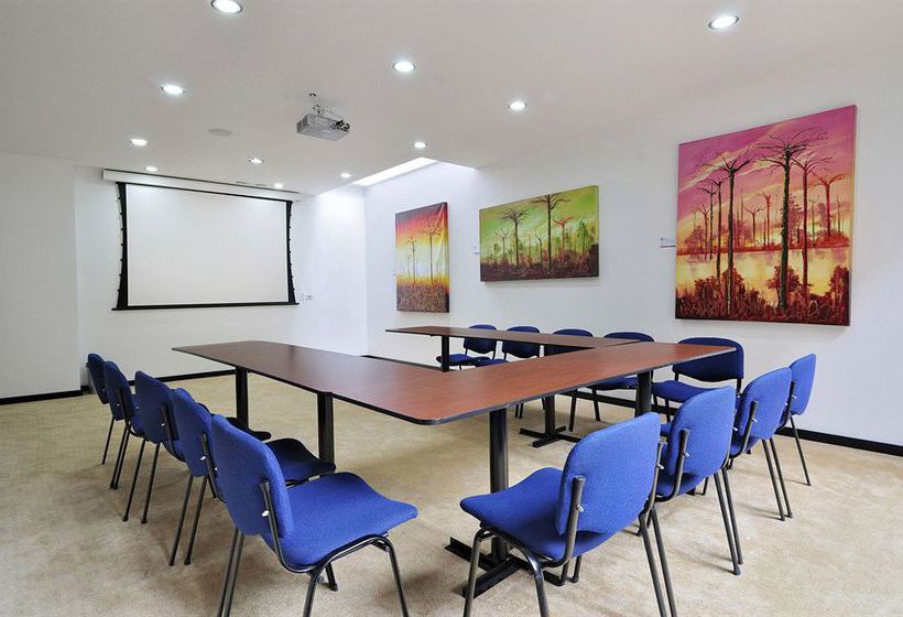 בית מלון כפרי Ramada Bogotá Belle Epoque