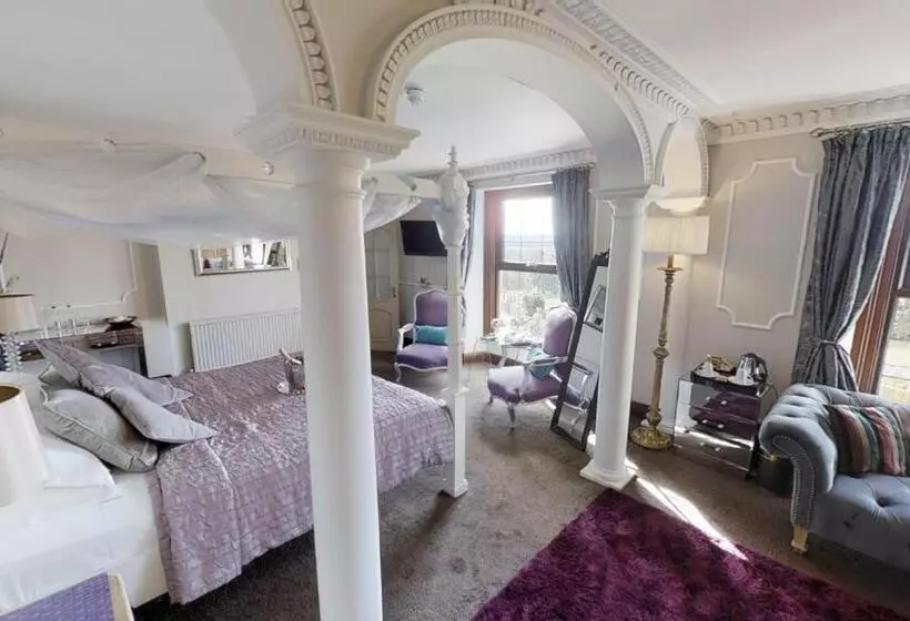 Отель Redhill House Brs Airport