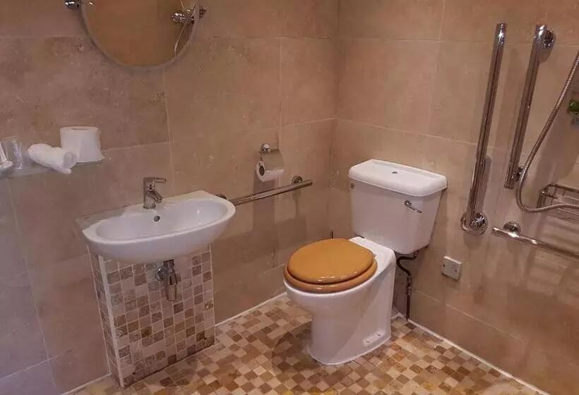 Отель Redhill House Brs Airport